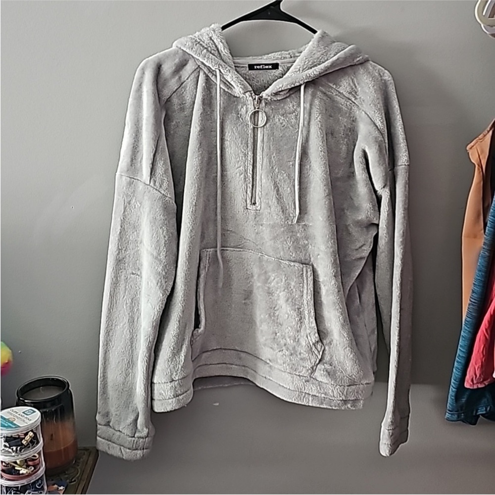 Womens like new Gray Super Soft Half Zip Sweatshirt Reflex Large